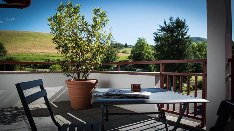 Imagen general del Hotel Ur Hegian. Foto 6