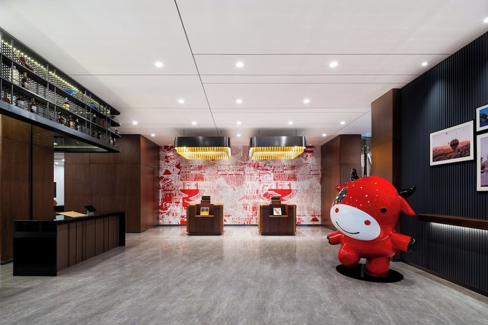 Imagen de los interiores del Hotel UrCove By Hyatt Yangzhou Dongguan Street. Foto 9