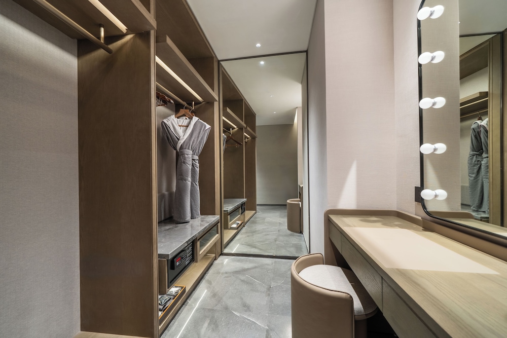 Imagen de la habitación del Hotel UrCove by HYATT Shenzhen Bay Mixc. Foto 12