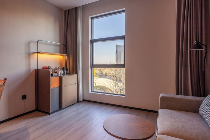 Imagen de la habitación del Hotel UrCove by Hyatt Taicang South Railway. Foto 14