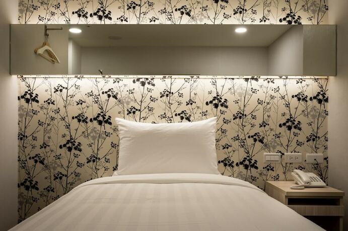 Imagen de la habitación del Hotel UrHome. Foto 13
