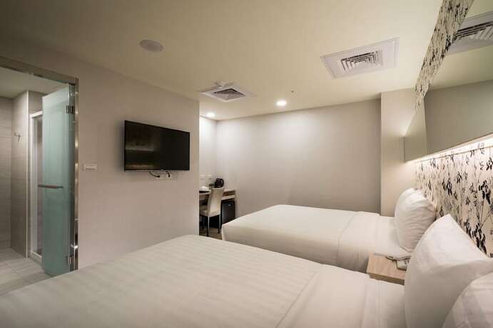 Imagen de la habitación del Hotel UrHome. Foto 19