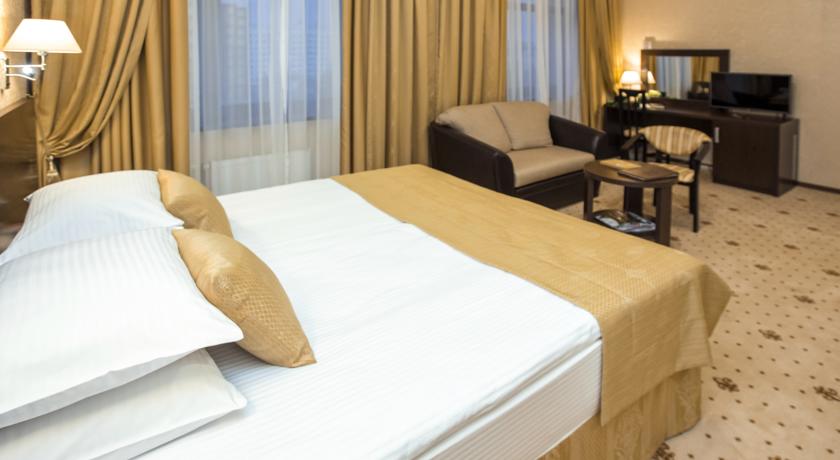 Imagen de la habitación del Hotel Ural Tau. Foto 5