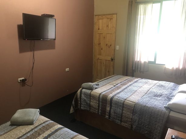 Imagen de la habitación del Hotel Uran. Foto 4