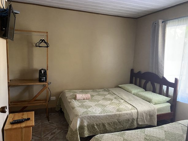 Imagen de la habitación del Hotel Uran. Foto 5