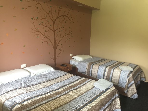 Imagen de la habitación del Hotel Uran. Foto 15