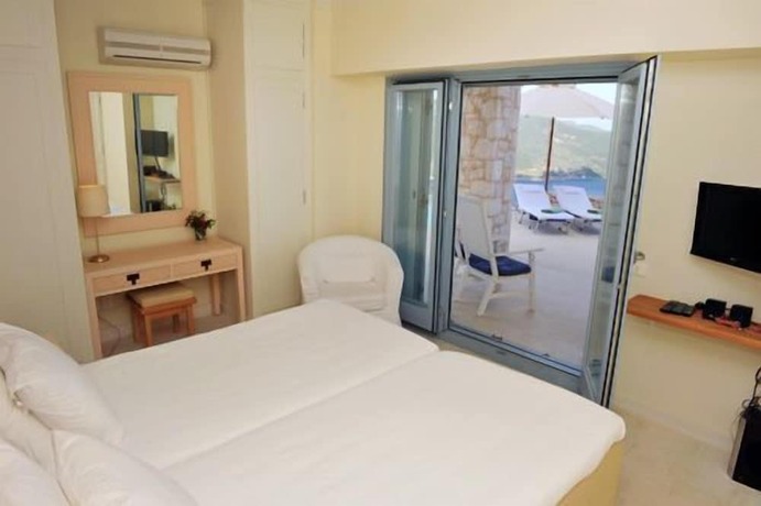 Imagen general del Hotel Urania Luxury Villas. Foto 8