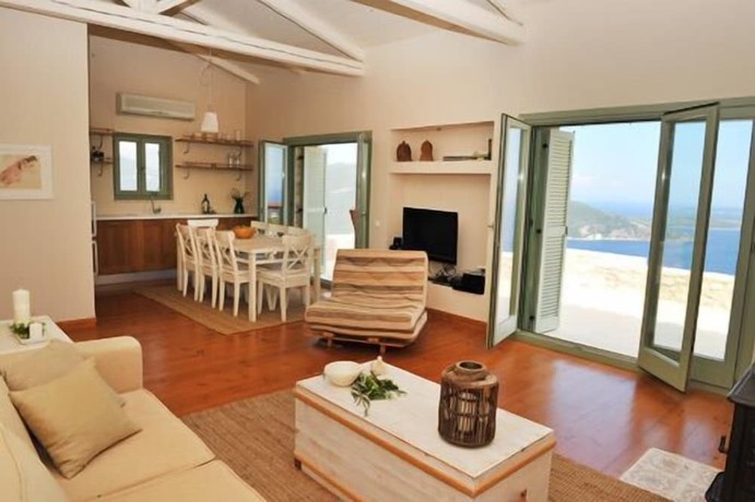 Imagen general del Hotel Urania Luxury Villas. Foto 16