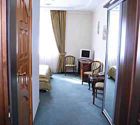 Imagen de la habitación del Hotel Urartu. Foto 6