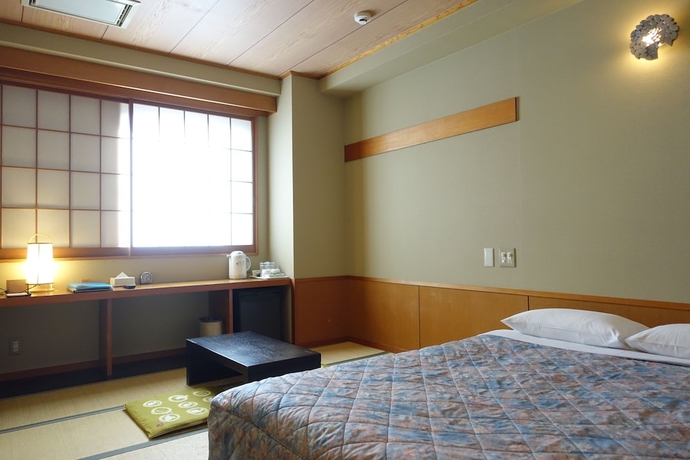 Imagen de la habitación del Hotel Urayasu Beaufort. Foto 4