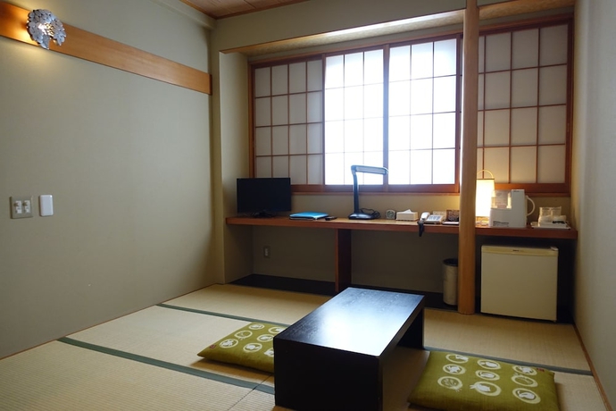Imagen de la habitación del Hotel Urayasu Beaufort. Foto 10