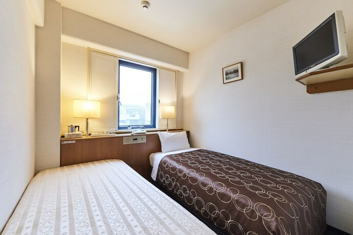 Imagen de la habitación del Hotel Urayasu Sun. Foto 19