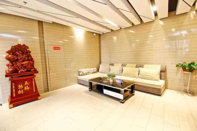 Imagen de los interiores del Hotel Urba Hotel &middot; Xi'an North Railway Station. Foto 20