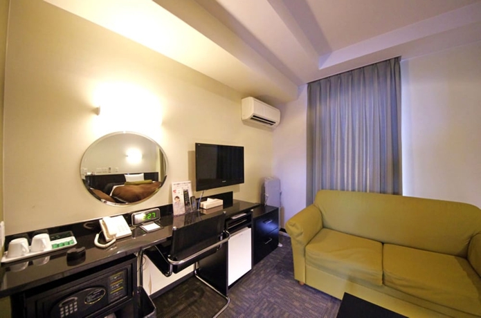 Imagen de la habitación del Hotel Urbain Hiroshima Executive. Foto 17