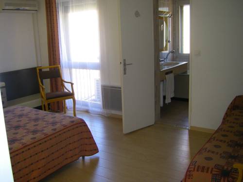 Imagen de la habitación del Hotel Urbain V. Foto 3