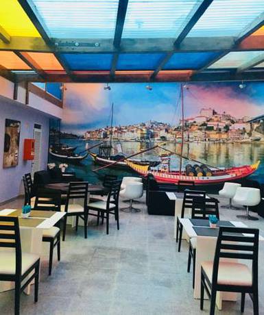 Imagen de los interiores del Hotel Urban Amadeos. Foto 14