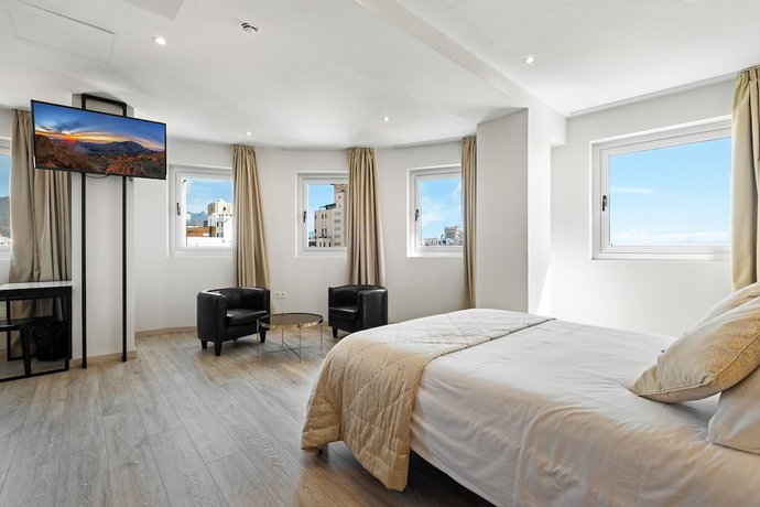 Imagen de la habitación del Hotel Urban Anaga. Foto 3