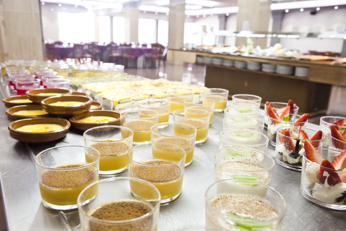 Imagen del bar/restaurante del Hotel Urban Beach Torrox Costa. Foto 5