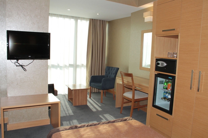 Imagen de la habitación del Hotel Urban Bomonti. Foto 10