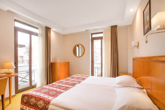 Imagen de la habitación del Hotel Urban Boutique, Tbilisi. Foto 10
