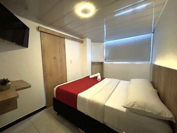 Imagen de la habitación del Hotel Urban Center Bogota. Foto 12