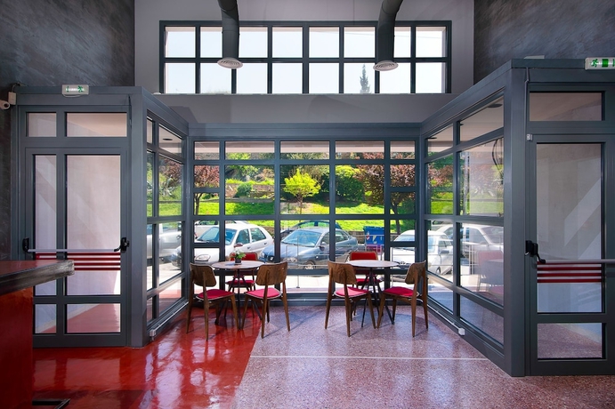 Imagen de los interiores del Hotel Urban Donkey. Foto 17