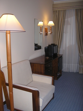 Imagen de la habitación del Hotel Urban Estação. Foto 13