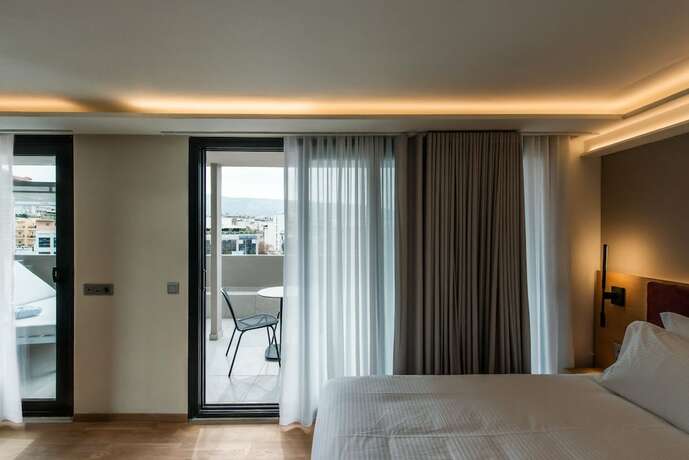 Imagen de la habitación del Hotel Urban Frame Acropolis. Foto 17