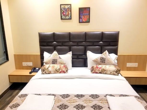 Imagen de la habitación del Hotel Urban Galaxy. Foto 9