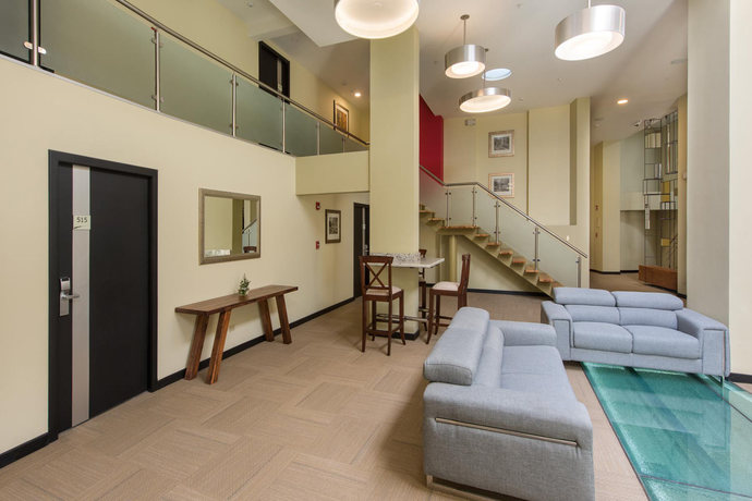 Imagen de los interiores del Hotel Urban Green & Suites. Foto 11