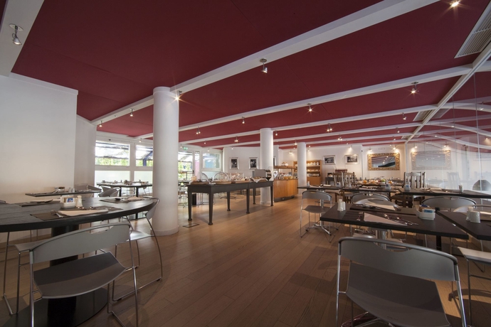 Imagen del bar/restaurante del Hotel Urban Hive Milano. Foto 7