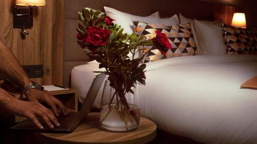 Imagen de la habitación del Hotel Urban Hotel and Spa. Foto 8