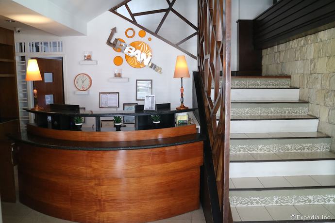 Imagen de los interiores del Hotel Urban Inn Iloilo. Foto 17