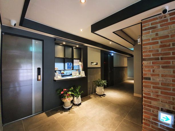 Imagen de los interiores del Hotel Urban Island. Foto 16