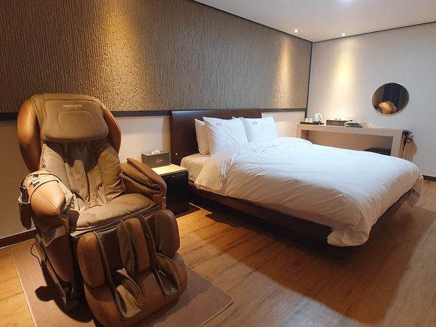 Imagen de la habitación del Hotel Urban Island. Foto 12