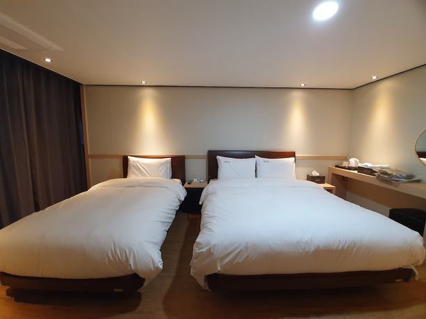 Imagen de la habitación del Hotel Urban Island. Foto 14