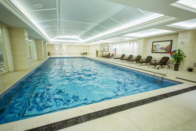 Imagen de la piscina del Hotel Urban Island Shanghai. Foto 20