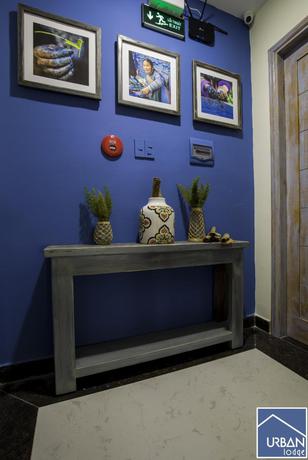 Imagen de los interiores del Hotel Urban Logde Hotel. Foto 5