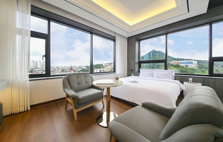 Imagen de la habitación del Hotel Urban, Mokpo. Foto 10
