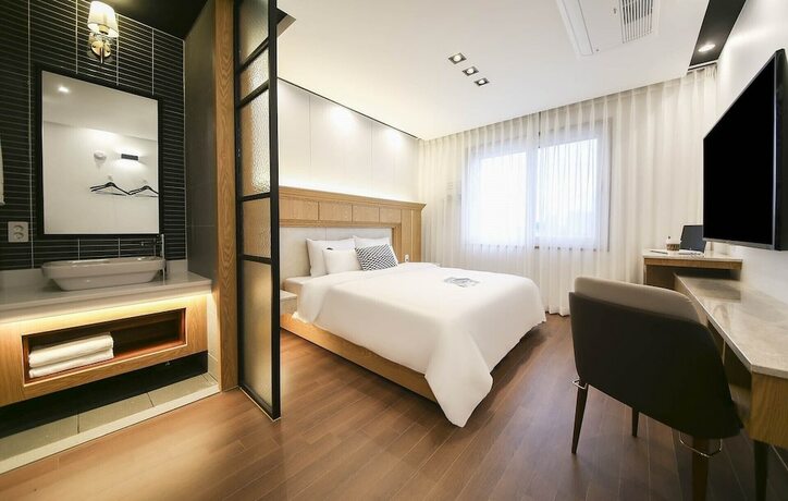 Imagen de la habitación del Hotel Urban, Mokpo. Foto 12