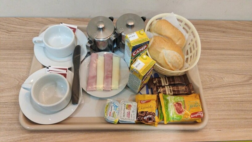 Imagen del bar/restaurante del Hotel Urban Mooca. Foto 16