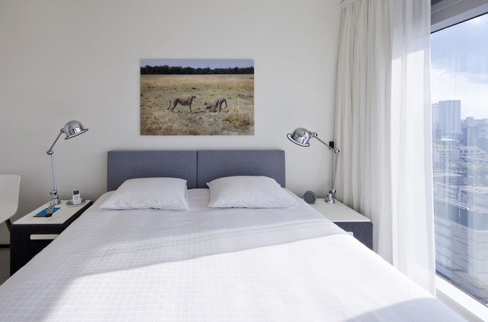 Imagen de la habitación del Hotel Urban Residences. Foto 2