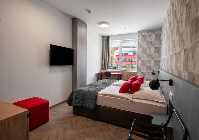 Imagen de la habitación del Hotel Urban Ring. Foto 8
