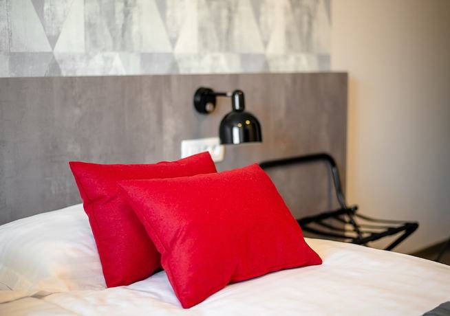 Imagen de la habitación del Hotel Urban Ring. Foto 9
