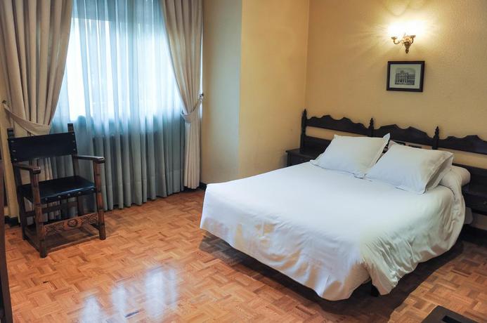 Imagen de la habitación del Hotel Urban Salamanca. Foto 2