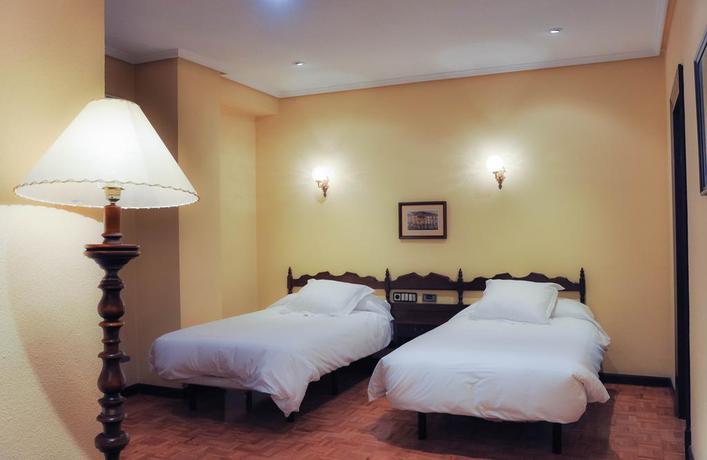 Imagen de la habitación del Hotel Urban Salamanca. Foto 7