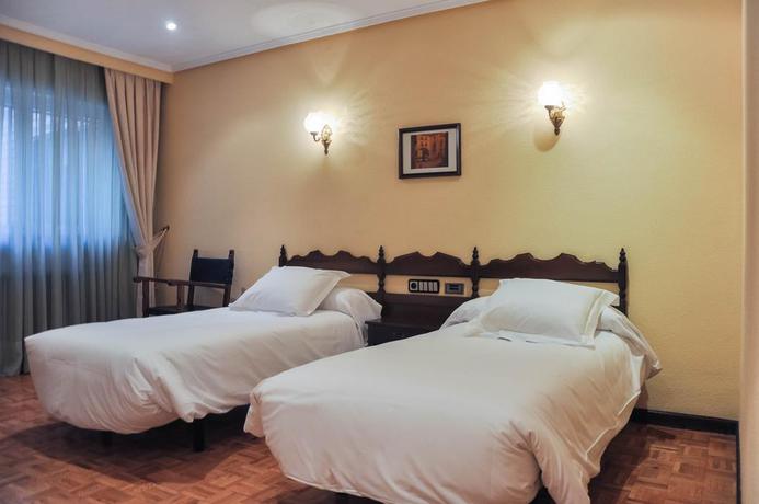 Imagen de la habitación del Hotel Urban Salamanca. Foto 9