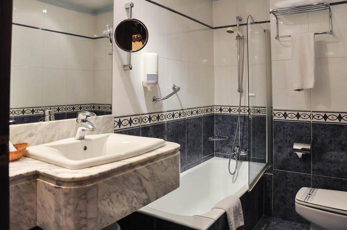 Imagen de la habitación del Hotel Urban Salamanca. Foto 11