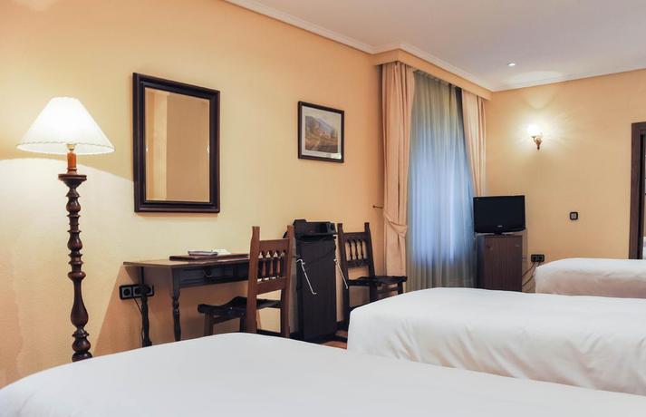 Imagen de la habitación del Hotel Urban Salamanca. Foto 12