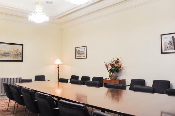 Imagen de los interiores del Hotel Urban Salamanca. Foto 16